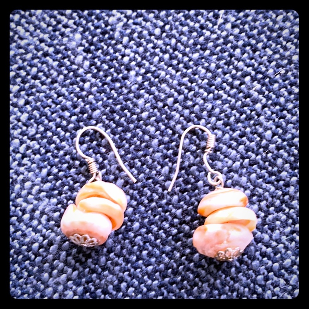 Awesome puka shell earrings.